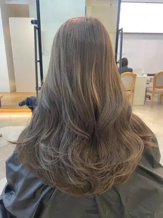 ロング レイヤーカット カノン🩷のヘアスタイル
