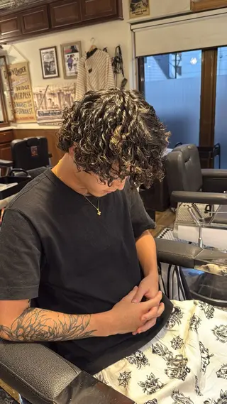 パーマ Neuer Barber所属・髙田 成樹のヘアスタイル