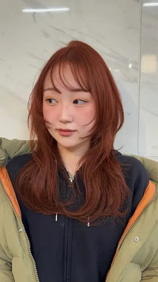 セミロング カラー Pocket仙台 💚モエリのヘアスタイル