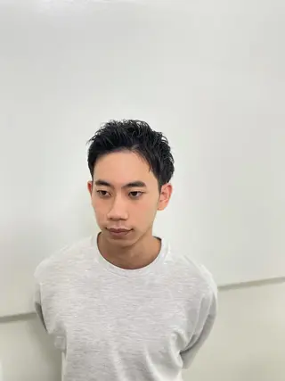 ミディアム カラー パーマ メンズ カット指名No1漆原 聡のヘアスタイル