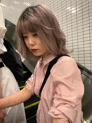 ミディアム カラー ピンクベージュ/新潟 万代/高橋桃葉🍑のヘアスタイル