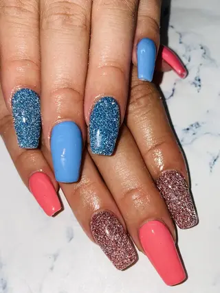 ネイル キャンアイドレッシー 海老名のネイルデザイン