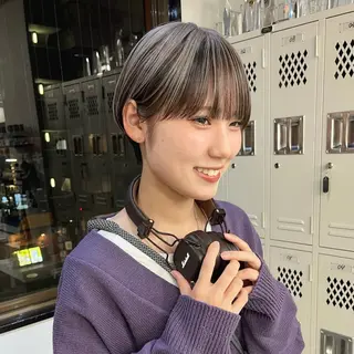 ショート カラー 初めてのショート お任せください✂️のヘアスタイル