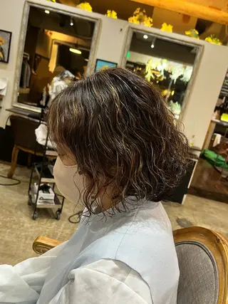 ショート パーマ 松原 樹里のヘアスタイル