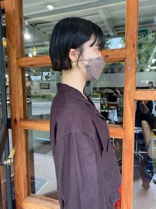ショート なぎ🌿.∘[ボブ, ニュアンスカラー]のヘアスタイル
