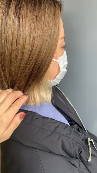 ショート カラー ヘアアレンジ サナ🌱 切りっぱなしボブのヘアスタイル