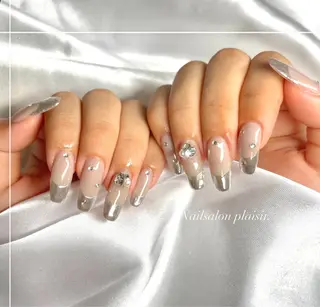 ネイル ☃️Nobody_ Renのネイルデザイン