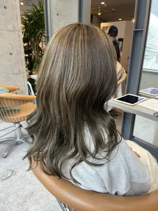 ロング カラー うしだ かおるのヘアスタイル