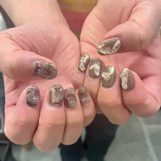 ネイル nailstudio eviz新宿店のネイルデザイン