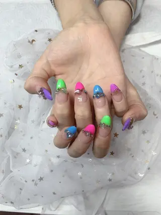 ネイル ゆず秋葉原 Vickyのネイルデザイン