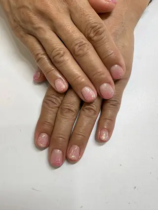 ネイル Blue Reef 四谷三丁目所属・たかの はづきのネイルデザイン