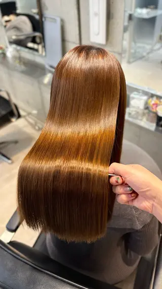 ロング youres hair 髪質改善トリートメント&ヘッドスパ 新宿west店所属・小林春月 /新宿美容師のヘアスタイル