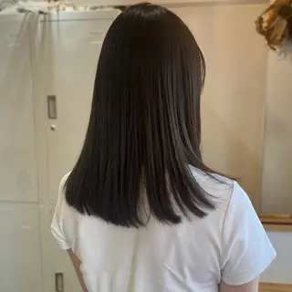 ミディアム カラー ボブ/透明感カラー /坂口恵梨子のヘアスタイル