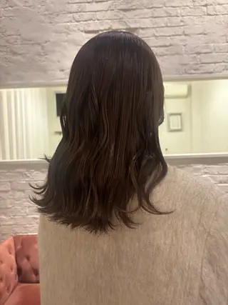 セミロング RUDDER 中山のヘアスタイル