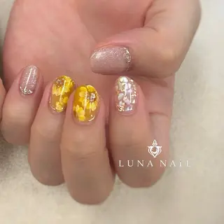 ネイル アトリエ　ミモザ所属・いまむら あかりのネイルデザイン