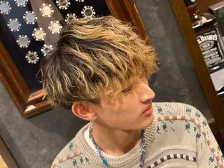 ショート パーマ メンズ 浅見 天翔のヘアスタイル