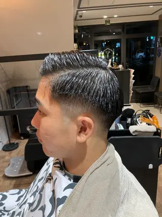 メンズ BARBER SHOP 涼所属・岡村 海のヘアスタイル
