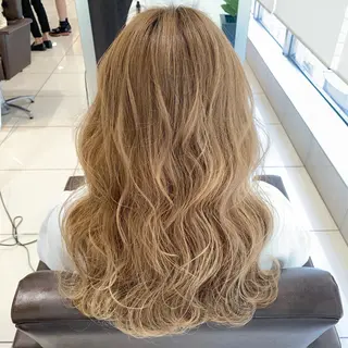 ロング カラー 310【サンイチマル】所属・透明感ハイトーン🦄 キラ🌈のヘアスタイル