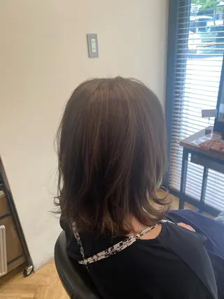 ミディアム 佐久間 凪沙のヘアスタイル