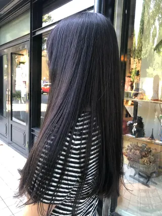 カラー yuragi所属・竹内 絢香のヘアスタイル