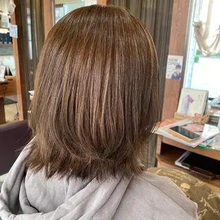 セミロング カラー 加藤 実穂のヘアスタイル