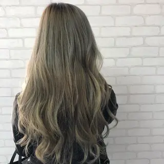 ロング カラー 梅田茶屋町 Yutaのヘアスタイル