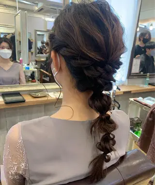 ロング ヘアアレンジ 淡色ふんわりhair 新宿satomiのヘアスタイル