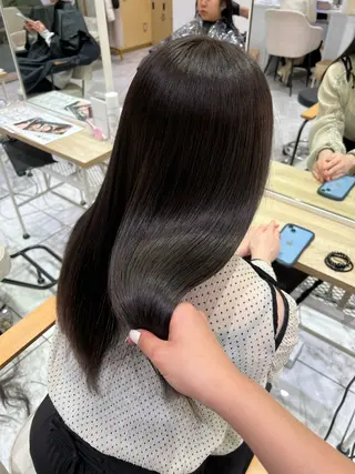 ロング カラー 酸性ストレート人気 No,1/カスミ🩰のヘアスタイル