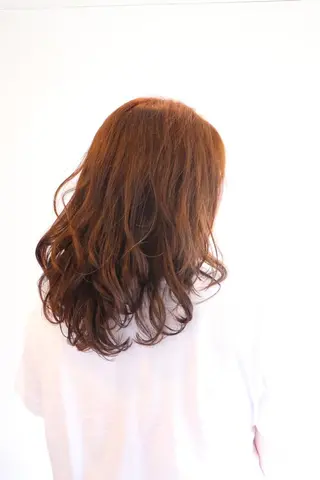 セミロング カラー 小川 美香のヘアスタイル