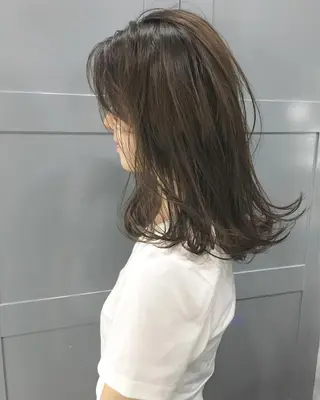 ミディアム カラー レイヤーカット BLend 渋谷のヘアスタイル
