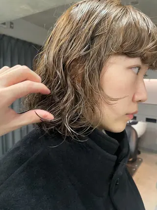 ミディアム パーマ メンズ 吉田一輝 外国人パーマのヘアスタイル