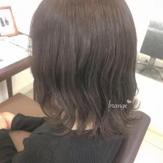 ミディアム カラー 星野 茉由のヘアスタイル