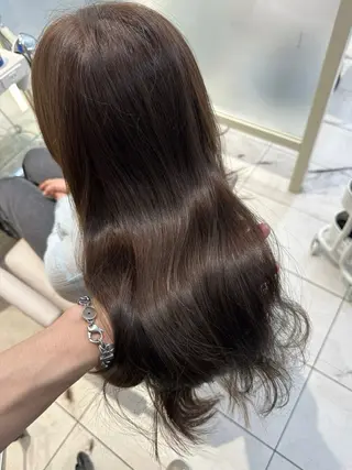 セミロング カラー かなこ／レイヤー ／透明感カラーのヘアスタイル