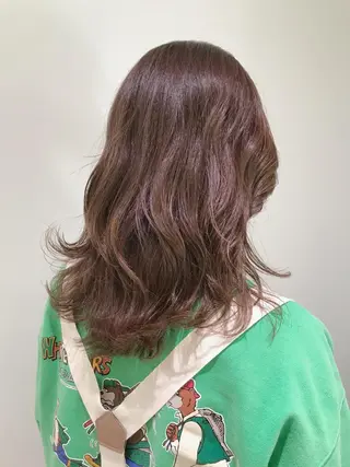セミロング カラー ヘアアレンジ moi-meme.soe所属・タナカ リナのヘアスタイル