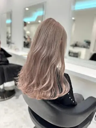 カラー 【公式】DISCO銀 座🪩トレンド🪽のヘアスタイル