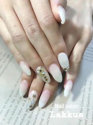 ネイル Lakkus T－Mのネイルデザイン