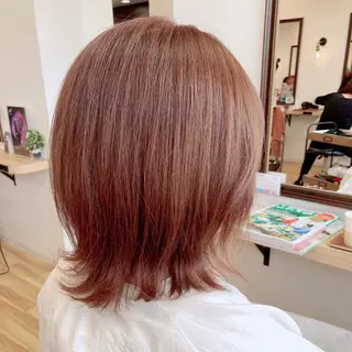 ミディアム カラー 大野 まゆのヘアスタイル