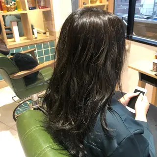 ロング カラー EARTH志木/佐藤 氷河のヘアスタイル