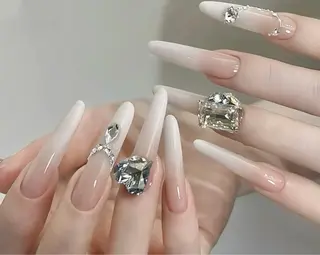 ネイル D-BEAUTY Nailsalonのネイルデザイン