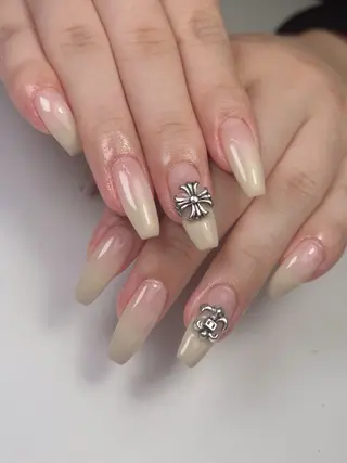 ネイル Nail Salon L'arc所属・💊大阪/心斎橋 moni🧠のネイルデザイン