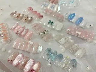 ミディアム 🎀韓国ネイル/ キラキラネイル専門店のネイルデザイン