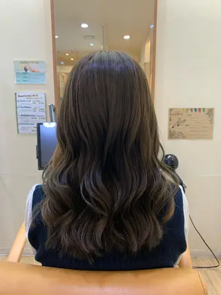 セミロング カラー 板倉 花連 💌リピーター様へ↓のヘアスタイル