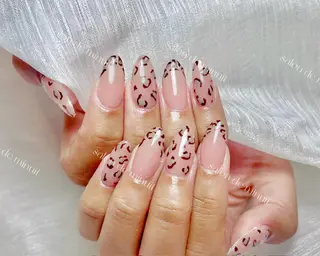 ネイル Momo 🤍のネイルデザイン