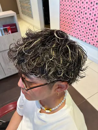 カラー パーマ メンズ 増井 佑馬のヘアスタイル