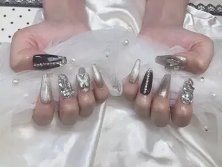 ネイル U·Mi nail salon所属・U·MI 上野御徒町店のネイルデザイン