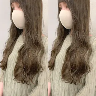 ロング カラー 透明感/オリーブ/ グレージュ/YUKAのヘアスタイル