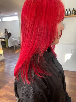 セミロング 関根 沙季のヘアスタイル