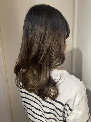 セミロング あさかわ みほのヘアスタイル