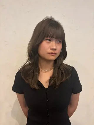 ロング カラー ベージュカラー⌇﻿ くびれヘア.𐙚心音のヘアスタイル