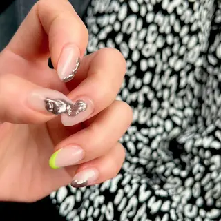 ネイル 岸本 千慧のネイルデザイン